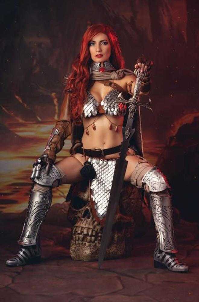 Vampirella vs Red Sonja Red City #1 Cover G Cosplay Red Sonja Ivycosplay Full Art 1:10 Ratio Variant
