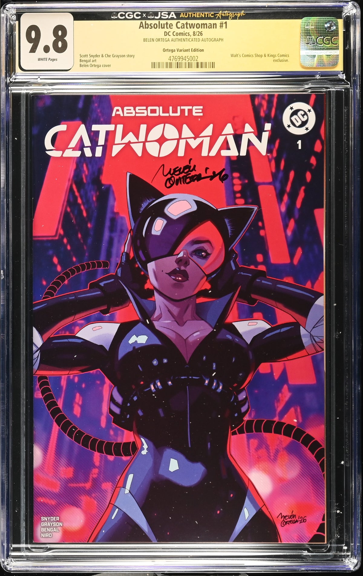 Absolute Catwoman #1 Walt's Comic Shop & Kings Comics Exclusive Belen Ortega Cover BELEN ORTEGA AUTHENTICATED AUTOGRAPH CGC 9.8