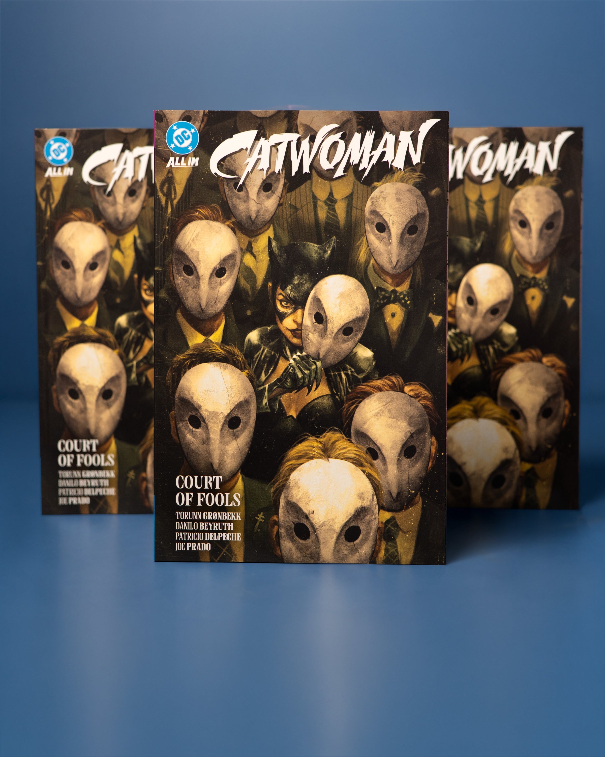 Catwoman_Vol._3-_Court_of_Fools_TP_9781799508984