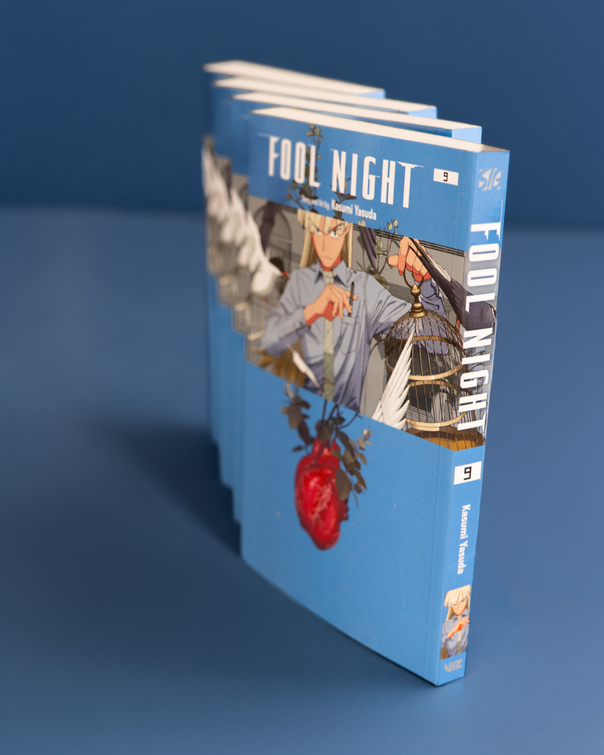 Fool_Night_Vol_09_9781974763658