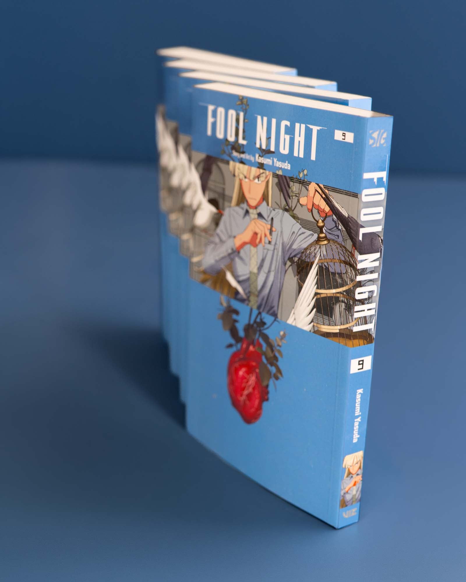 Fool_Night_Vol_09_9781974763658