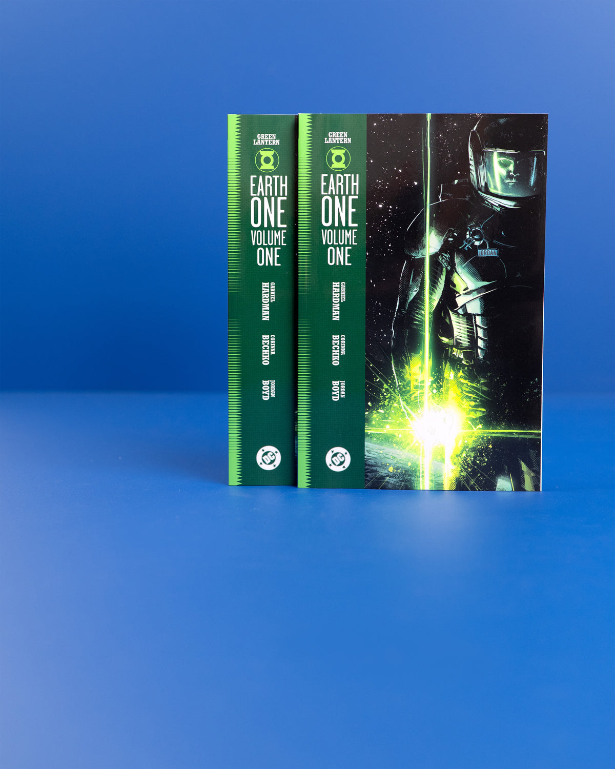 Green_Lantern_Earth_One_TP_Vol_01_9781799517962