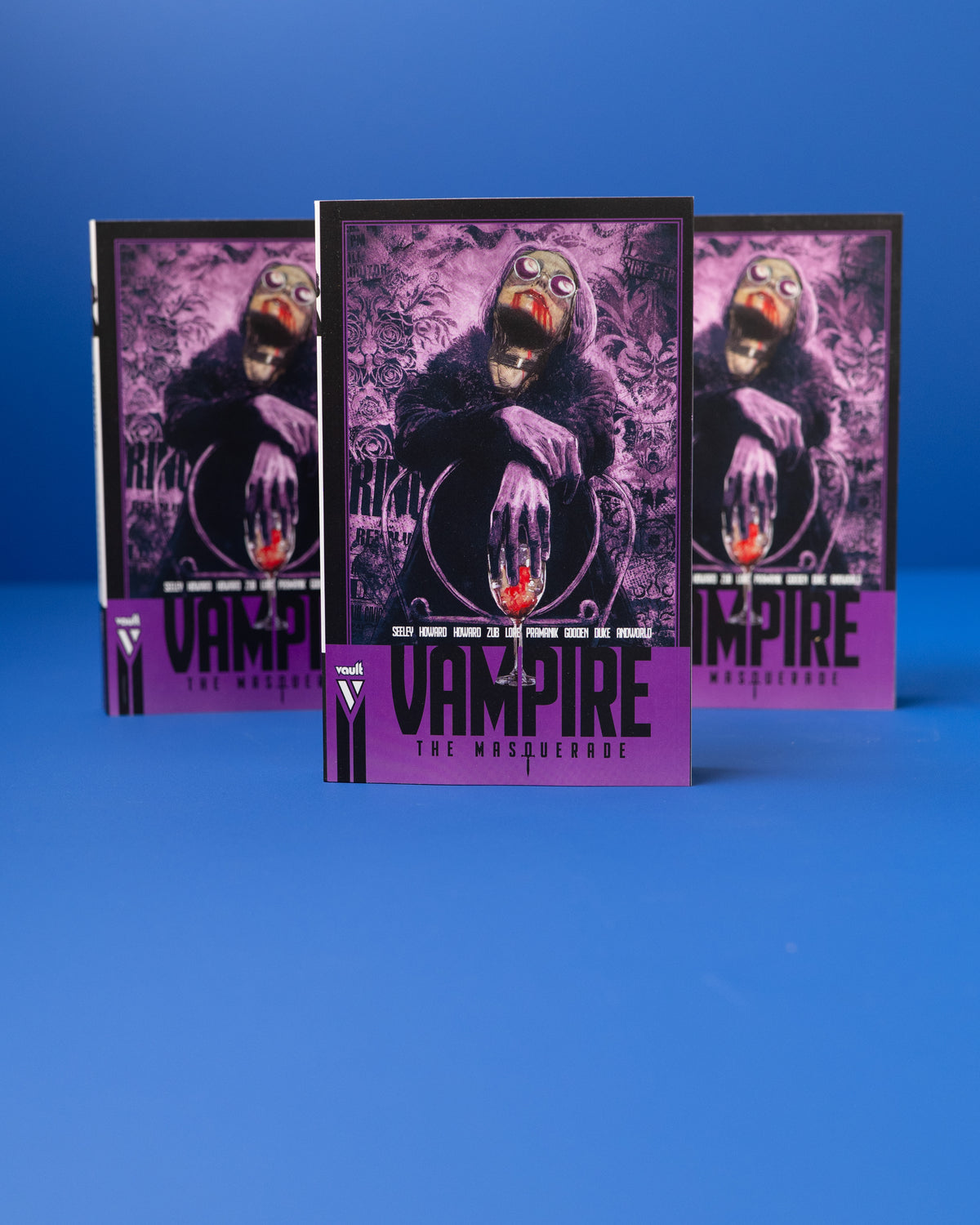 Vampire_The_Masquerade_The_Complete_Compact_Edition_TP_9781638494256