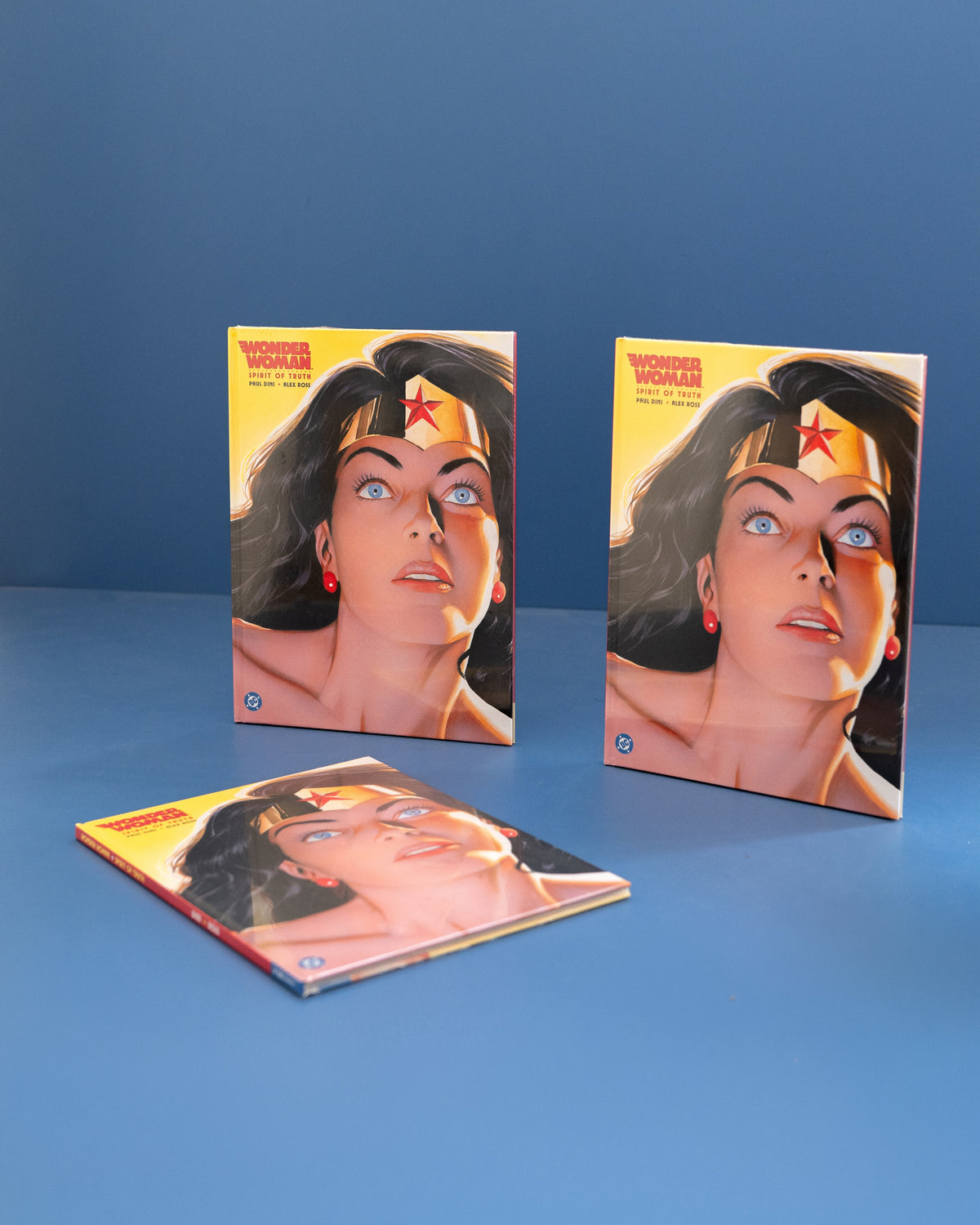 Wonder_Woman_Spirit_Of_Truth_HC_by_Paul_Dini_and_Alex_Ross_XL_Book__9781401291082