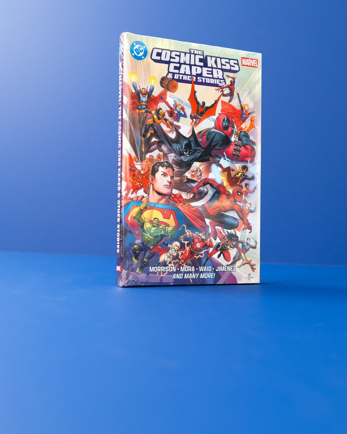DC_Marvel-_The_Cosmic_Kiss_Caper_Other_Stories_HC_9781799513537