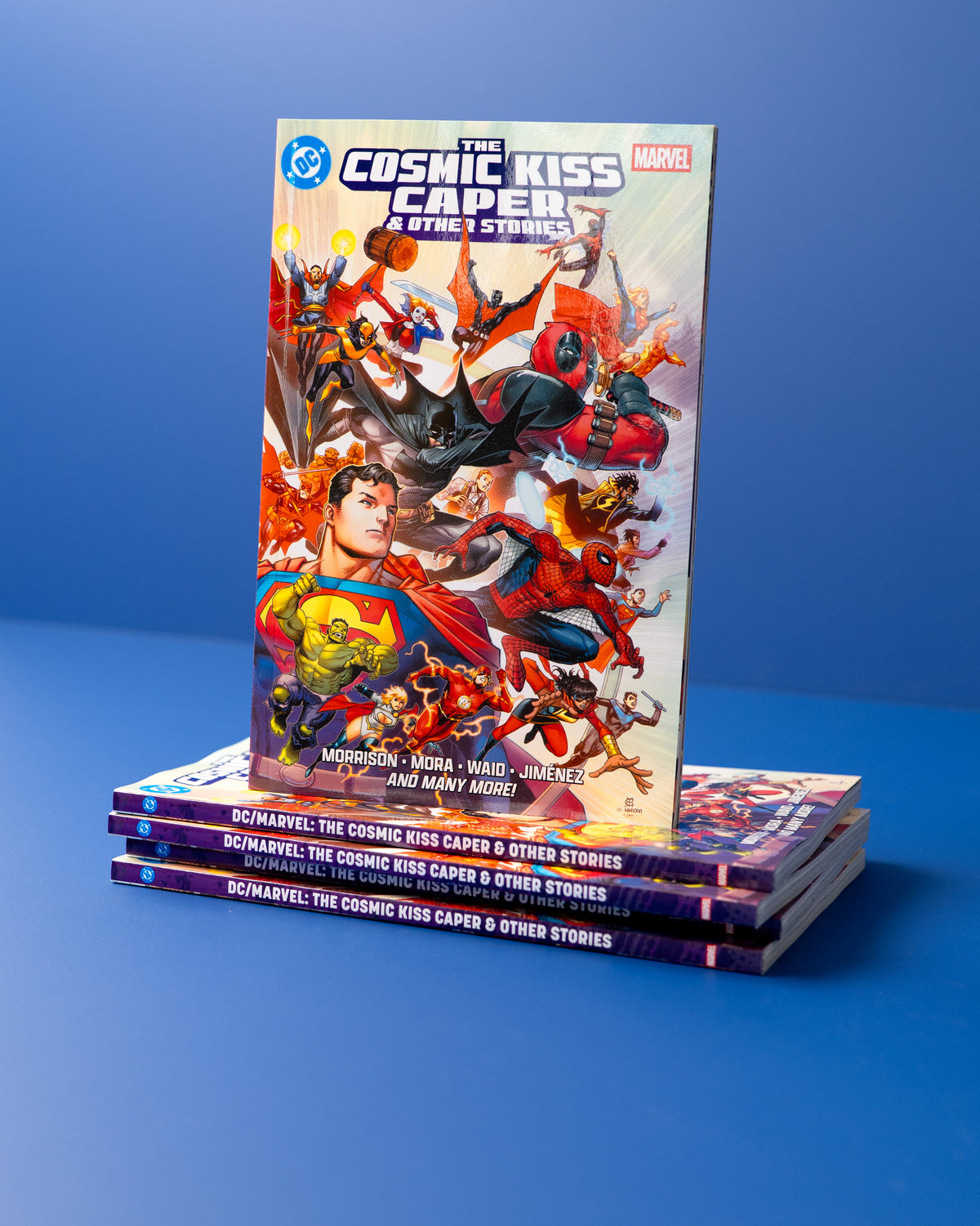 DC_Marvel-_The_Cosmic_Kiss_Caper_Other_Stories_TP_9781799513544