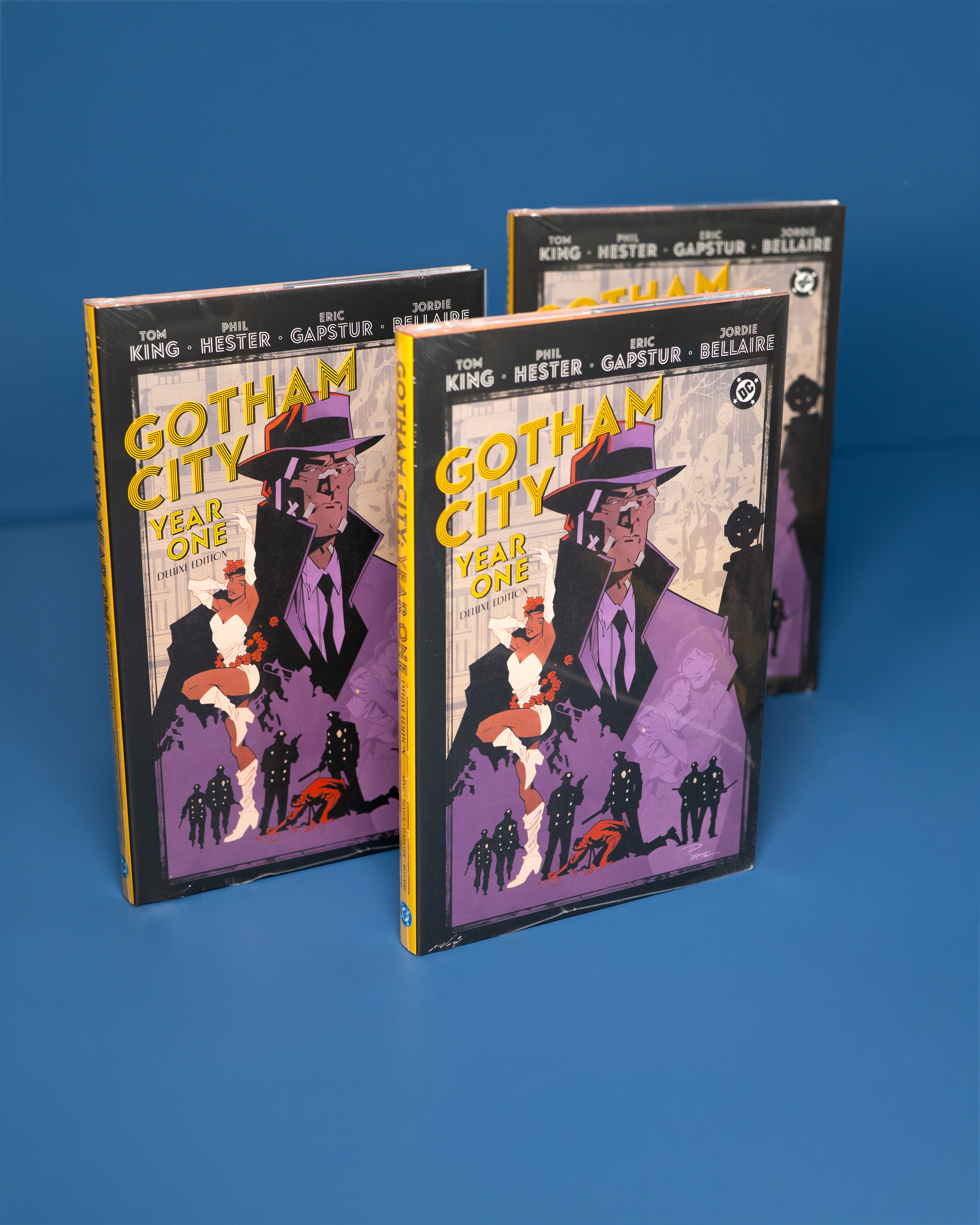 Gotham_City-_Year_One-_Deluxe_Edition_HC_9781799508717