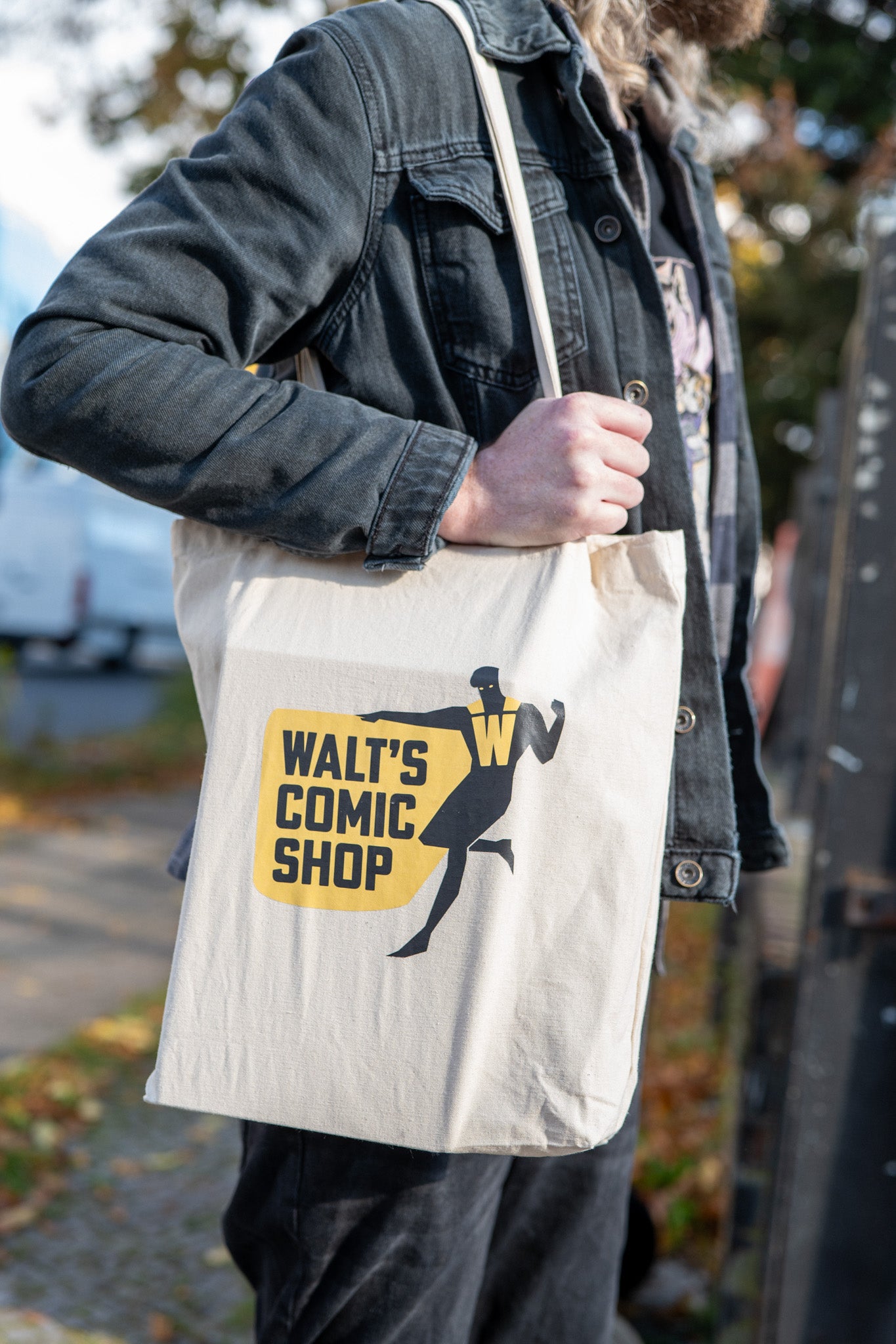 Walt's Comic Shop Tote Bag