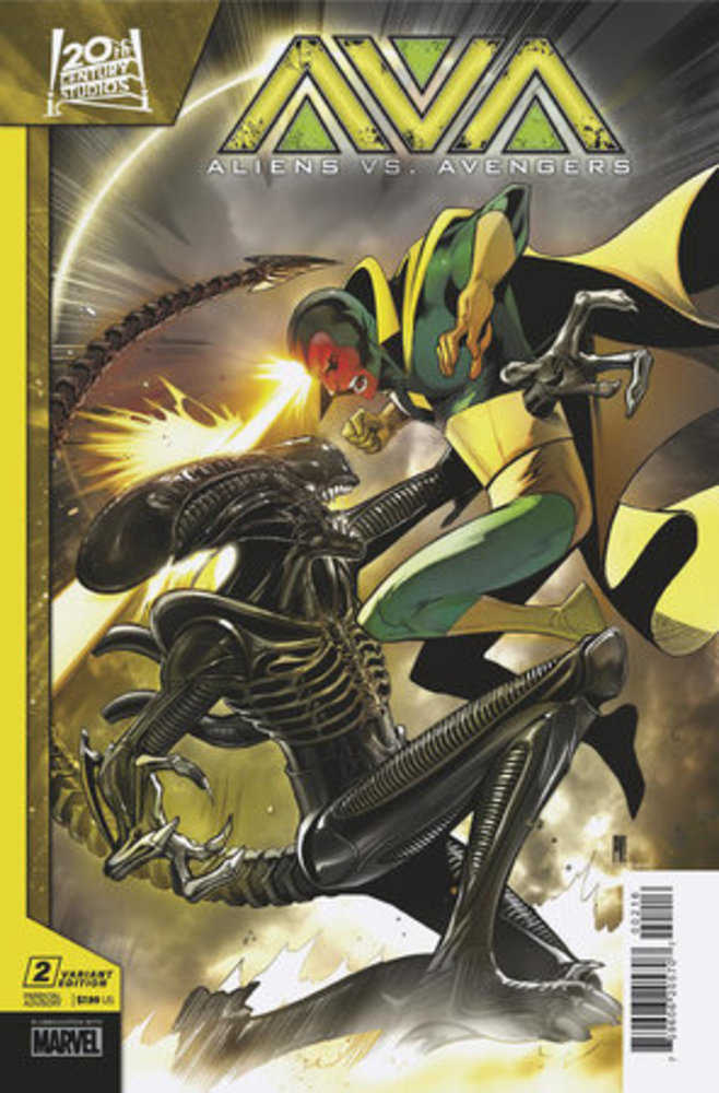 Aliens vs Avengers #2 (Of 4) 25 Copy Variant Edition Paco Medina Variant - Walt's Comic Shop