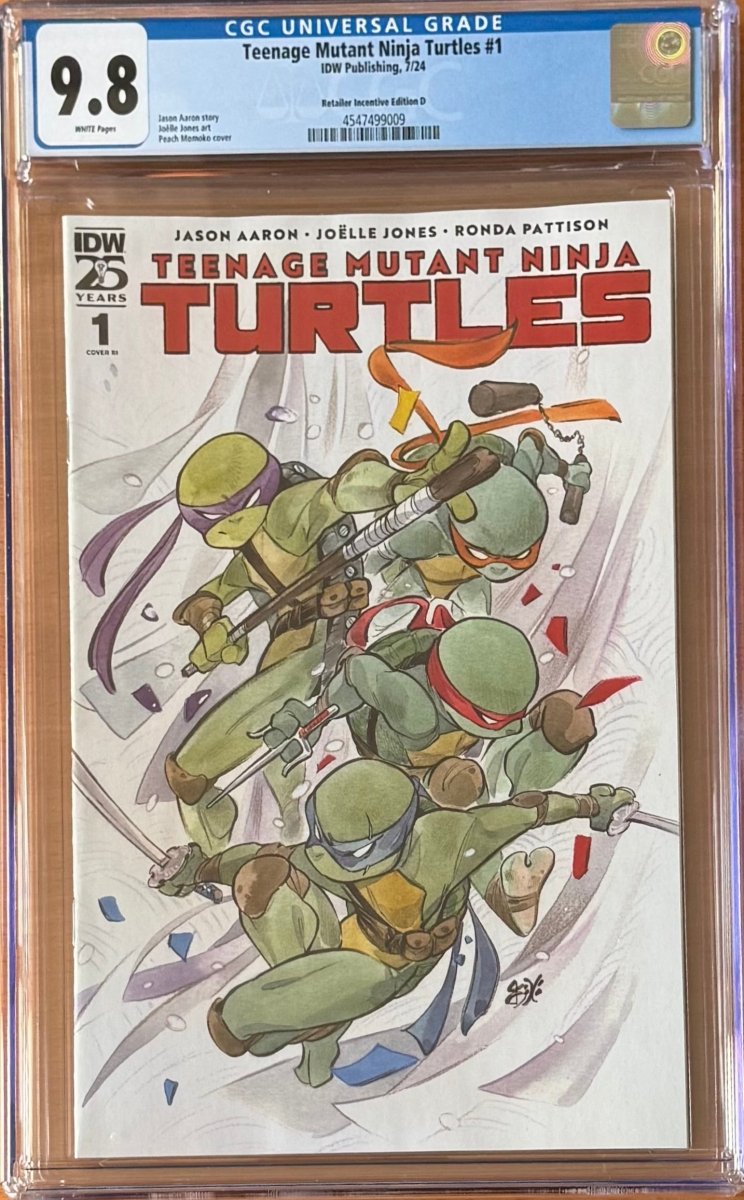 Teenage Mutant Ninja Turtles #1 1:100 Momoko Variant CGC 9.8 - Walt's Comic Shop