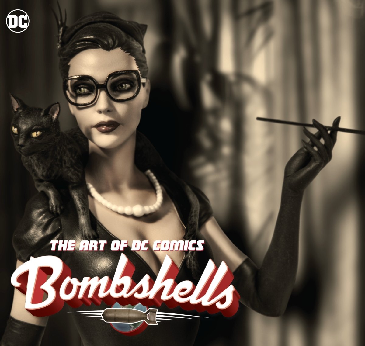 The Art Of DC Comics Bombshells HC *OOP* - Walt's Comic Shop