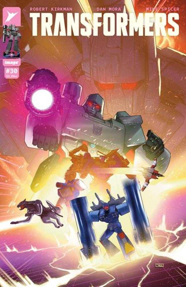 Transformers 30 Cover D Taurin Clarke 1:25 Ratio Variant - Walt's Comic Shop