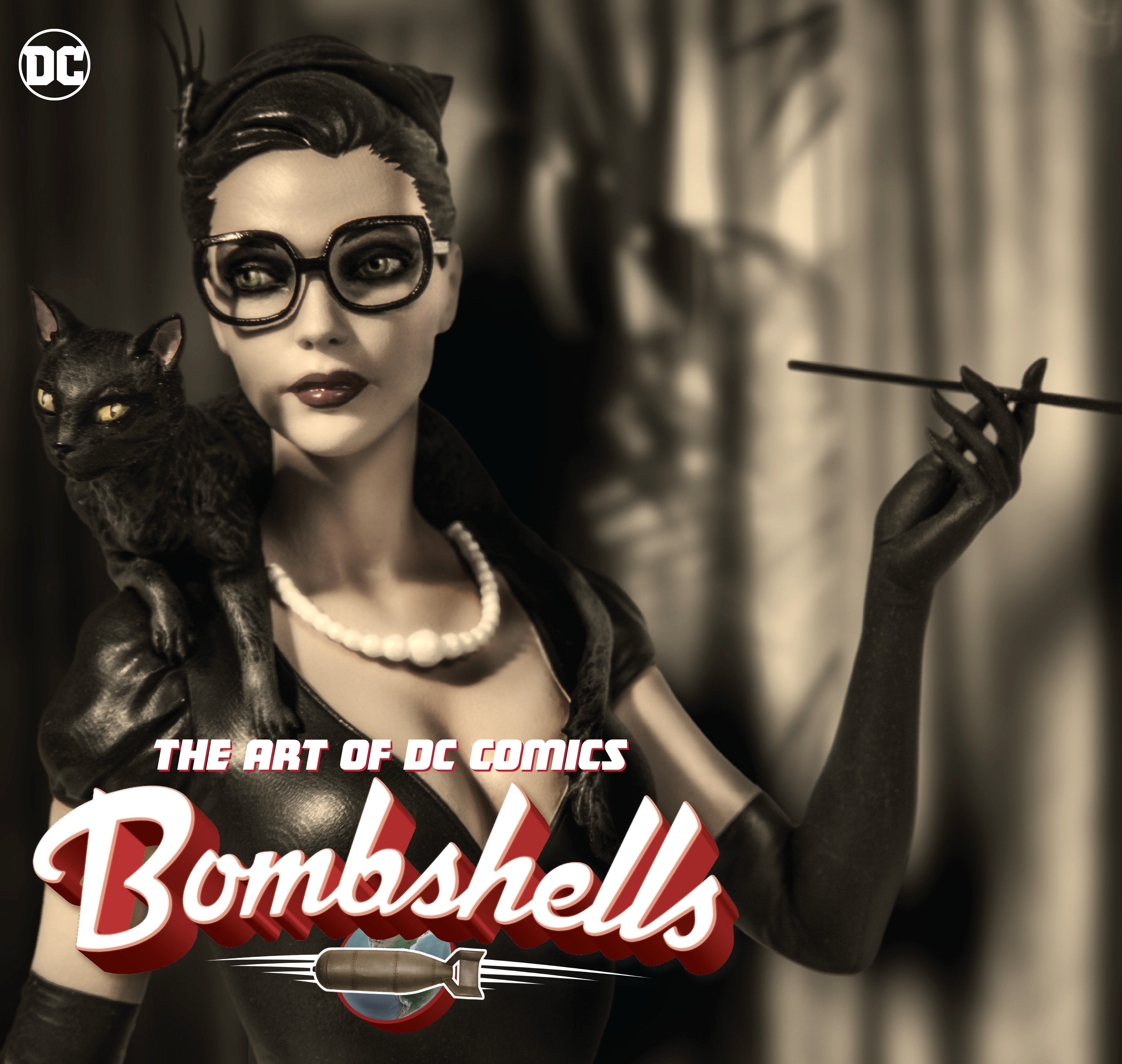 The Art Of DC Comics Bombshells HC *OOP*