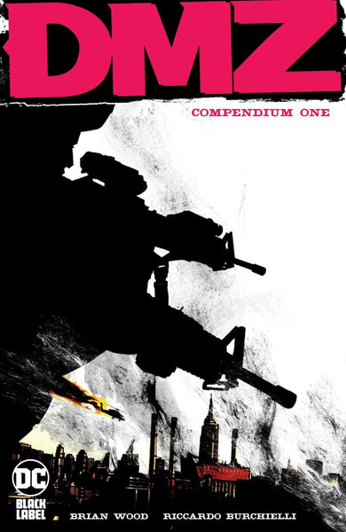 DMZ Compendium One TP - Walt's Comic Shop €53.99