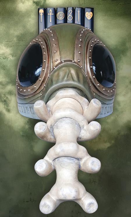 Sandman Morpheus Helm Masterpiece Edition (Direct Market Edition, green helm) *PRE-ORDER* - Walt's Comic Shop
