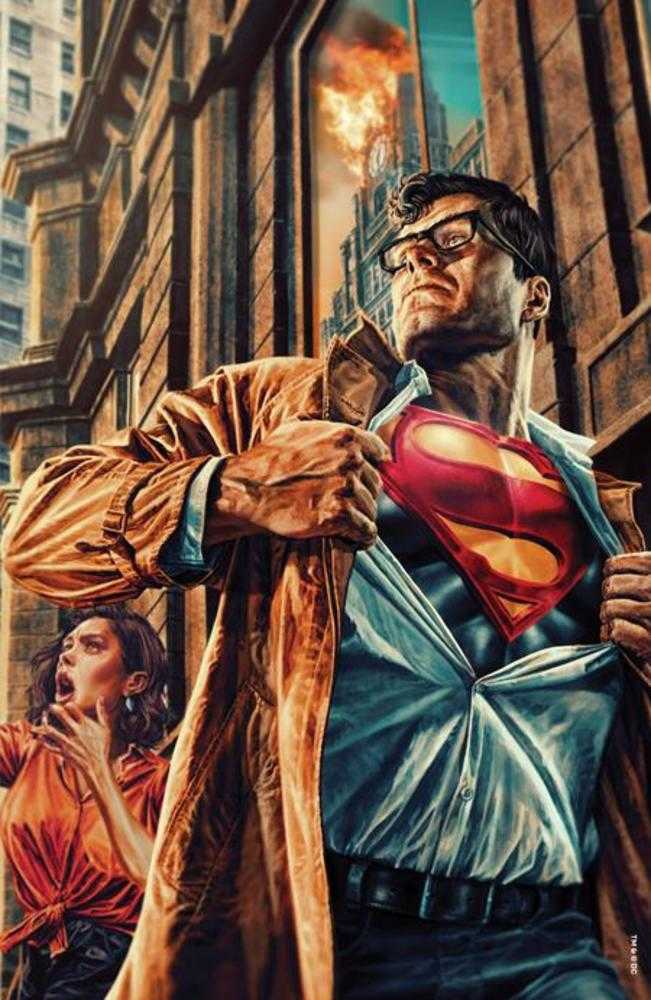 Superman #4 Cover H Lee Bermejo Foil Variant - Walt's Comic Shop