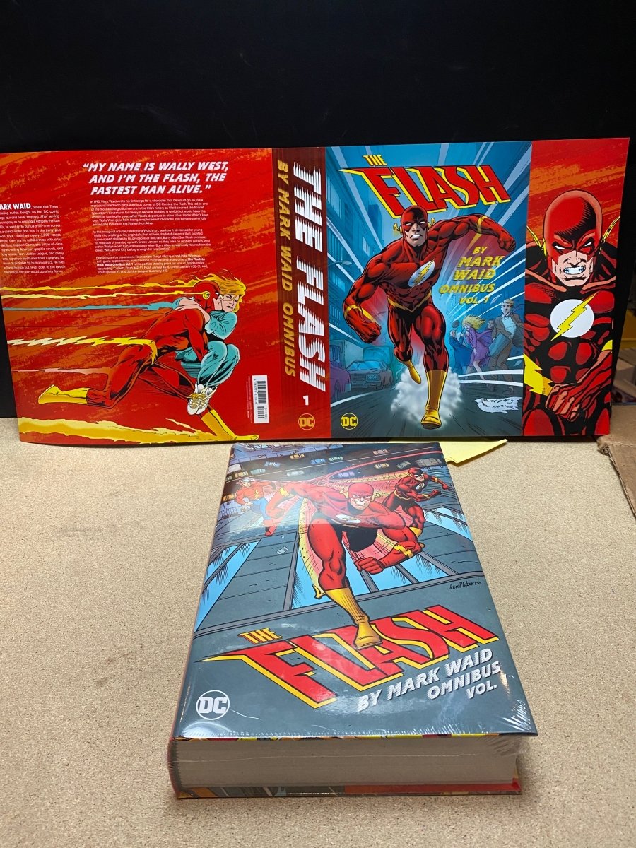 The Flash By Mark Waid Omnibus Vol. 1 HC (+ Alan Davis DM Variant Cover Sleeve!) - Walt's Comic Shop